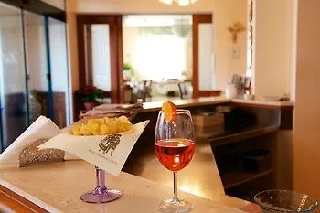 Отель Promessi Sposi