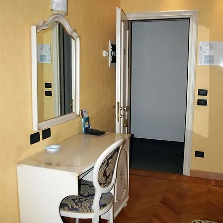 Hotel Hotel Promessi Sposi 4*